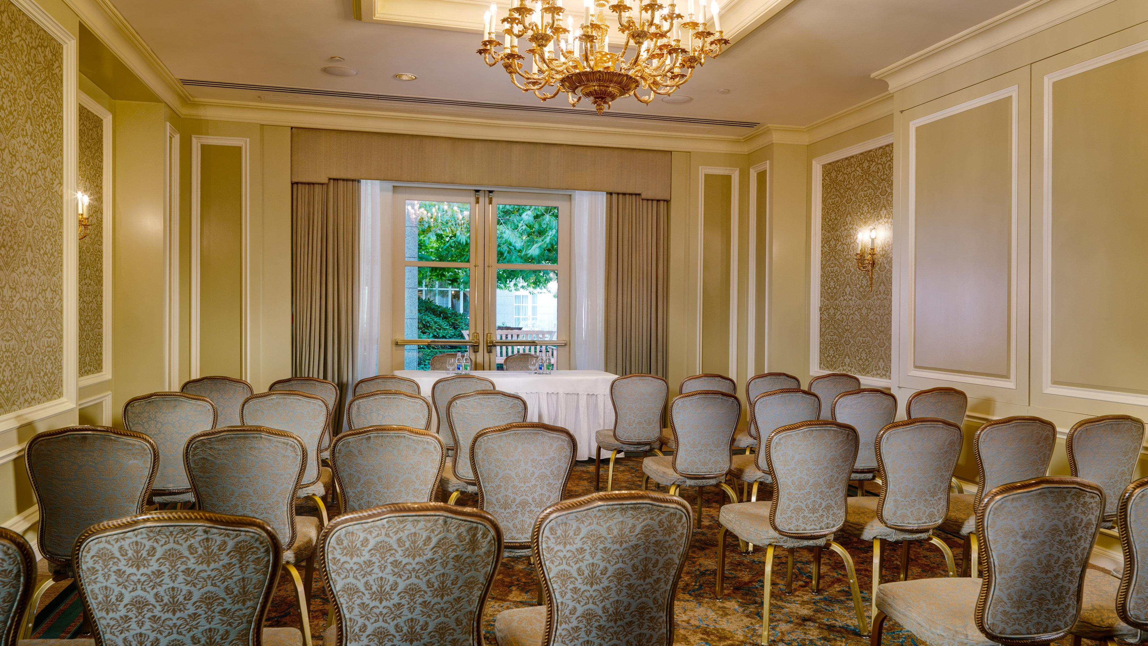 都柏林洲际酒店 外观 照片 The meeting room