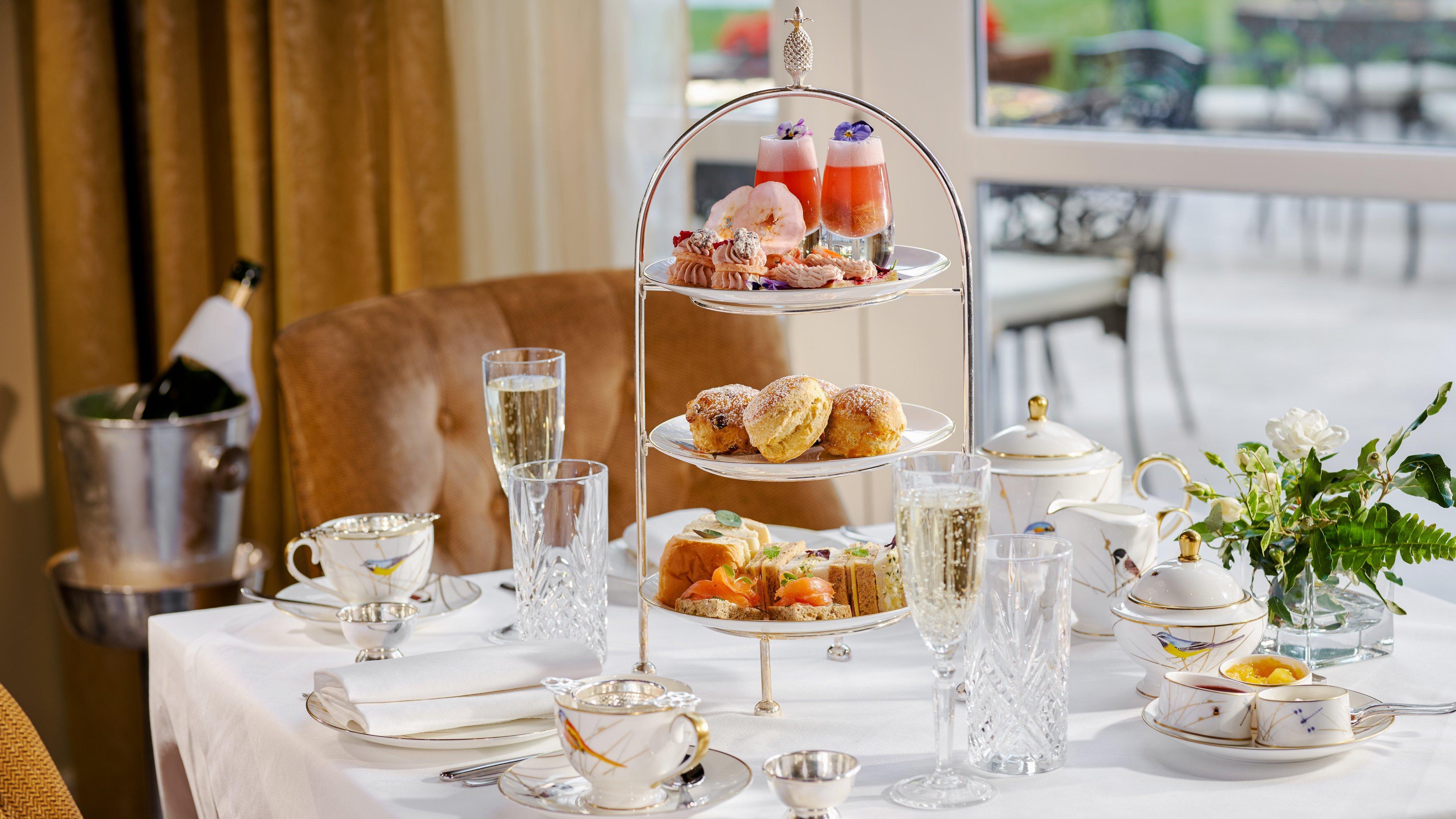 都柏林洲际酒店 外观 照片 Afternoon tea at the InterContinental Berlin