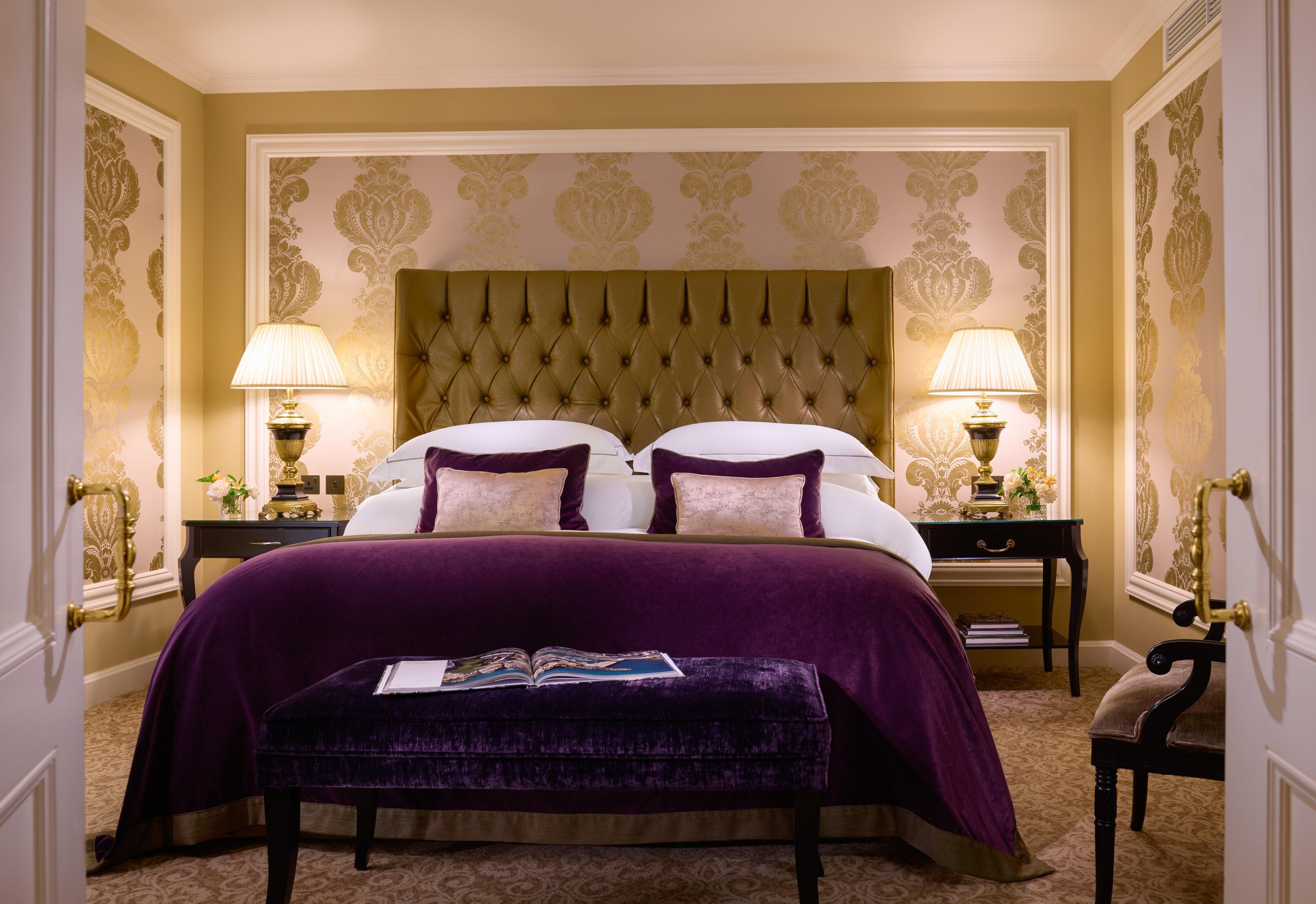 都柏林洲际酒店 外观 照片 A bedroom at the Mandarin Oriental, London